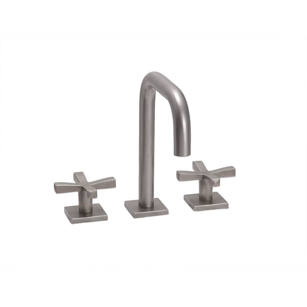Russell HardwareSun Valley BronzeEverly deck mount goose neck lavatory faucet shown w/ P-N925 escutcheons. Includes Cal Faucets widespread hot & cold valves, 3-way tee and hoses.